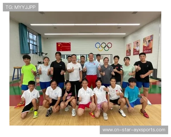 举重教练被评为“技术革命者”，训练营爆满报名