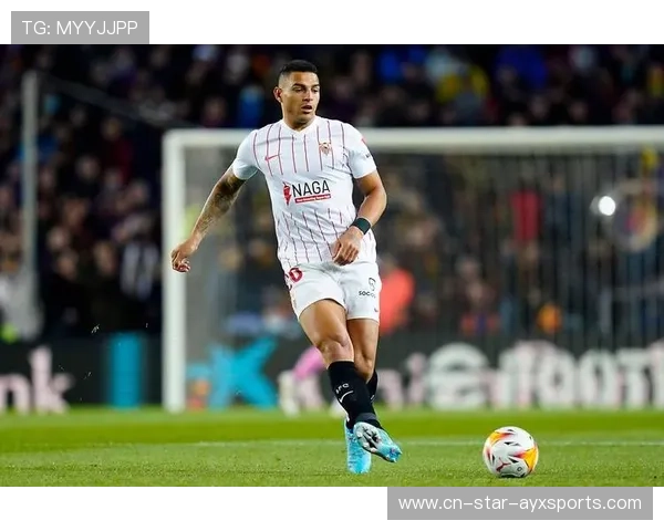 巴黎连续边路传中形成杀机，内马尔头槌得分