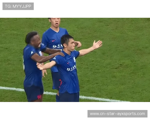 上海海港热身赛3比0完胜，武磊反越位成功推射单刀破门