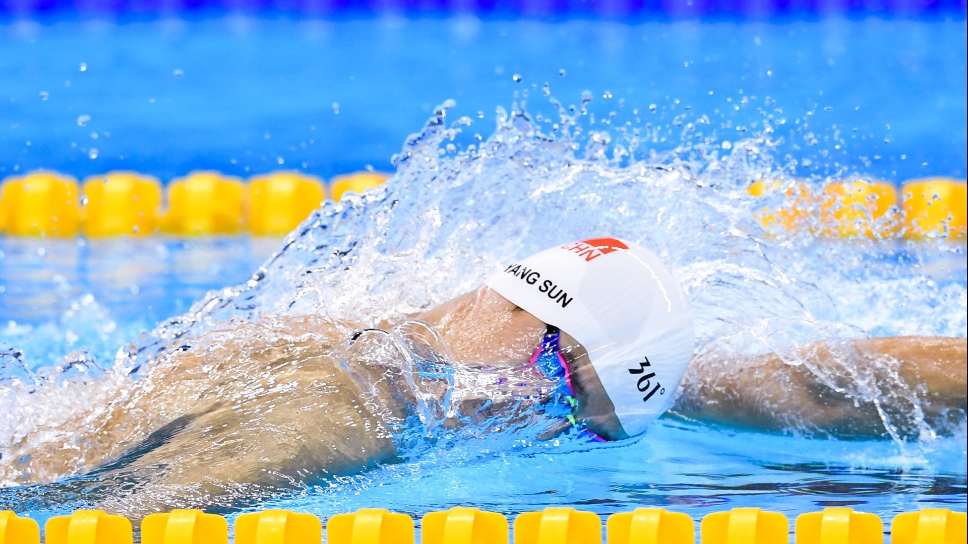 中国青少年篮球锦标赛赛场火热，发现潜力无限，全国青少年篮球俱乐部冠军联赛